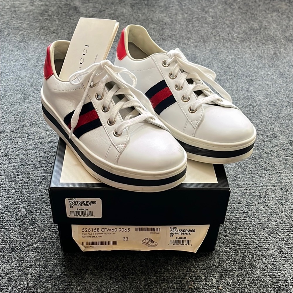 Gucci White Kids Sneakers with Red & Navy Stripe